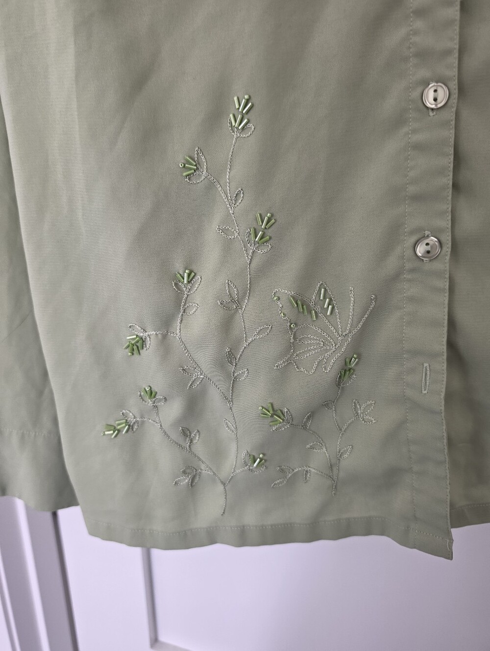 Pretty Vintage Beaded Blouse - Picture 7 of 7
